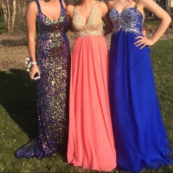 Night Moves Prom Dress - Picture 5 of 6